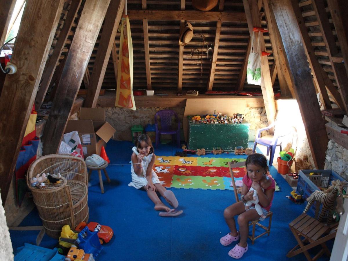 Cozy Cottage In Aquitaine With Private Swimming Pool Peyzac-le-Moustier 외부 사진