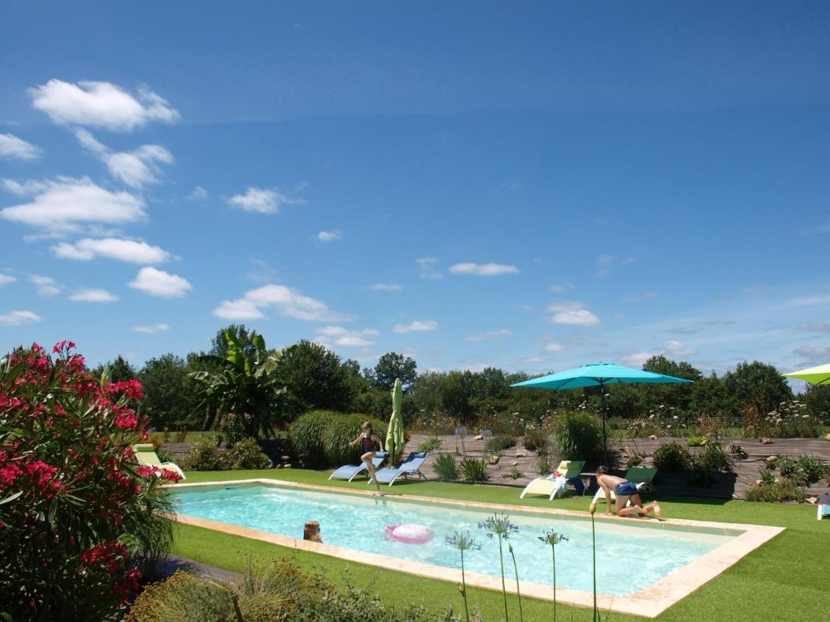 Cozy Cottage In Aquitaine With Private Swimming Pool Peyzac-le-Moustier 외부 사진